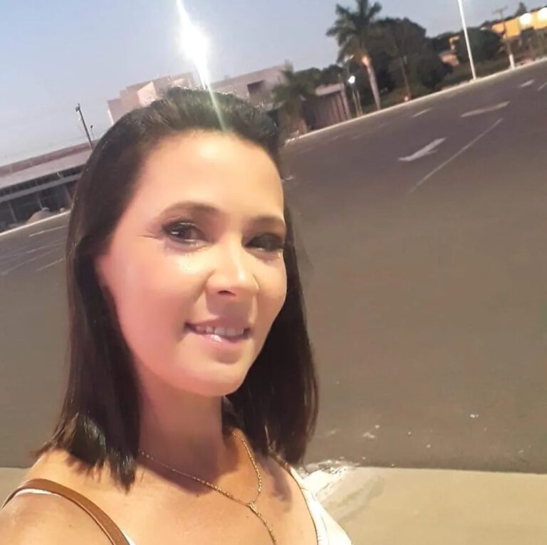 Mulher é assassinada pelo ex-marido a facadas