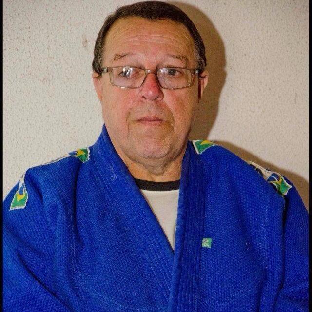 Maringá se despede de Jorge Meneghelli, o “Ploc”