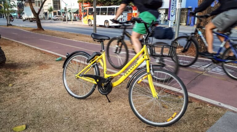 Prefeitura busca serviço de compartilhamento de bikes e patinetes
