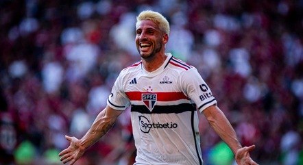 São Paulo vence o Flamengo e joga pelo empate 