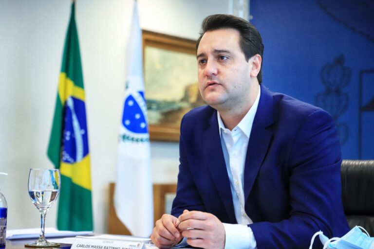Ratinho Junior bateria Lula com folga em segundo turno, aponta pesquisa Futura
