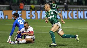 Palmeiras goleia São Paulo por 5 a 0