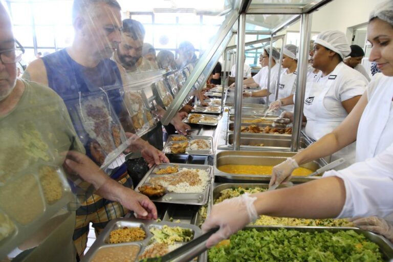 Cozinha Central Popular produzirá 3 mil refeições por dia