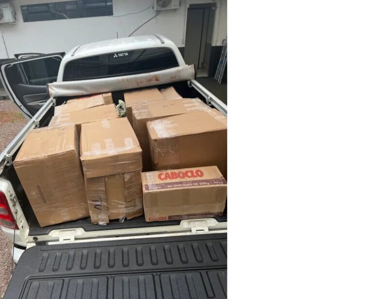 PRF prende delegado que transportava contrabando