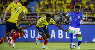 Brasil joga mal e perde para Colômbia em Barranquilla