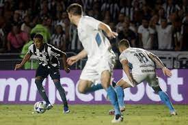 Grêmio supera Botafogo por 4 a 3 de virada