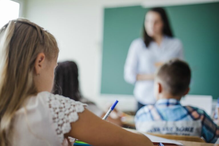Procon orienta sobre matrículas escolares