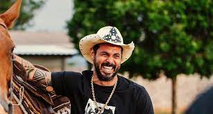 Cantor João Carreiro morre aos 41 anos