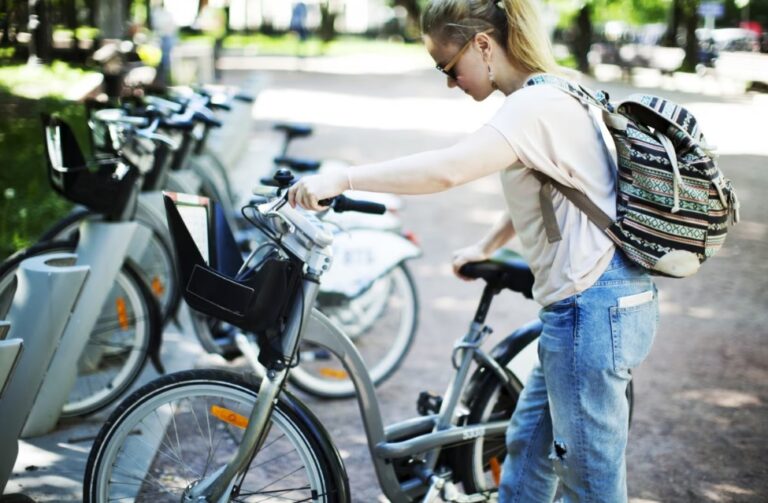 Cidade terá 12 pontos de compartilhamento de bikes e patinetes