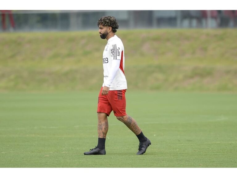 Gabigol treina no Flamengo