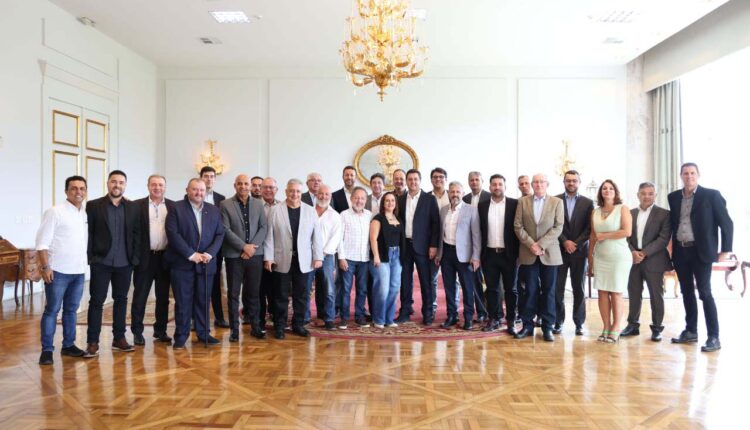 Governador Ratinho Junior apresenta a representantes da ADIPR cenário macroeconômico do Estado