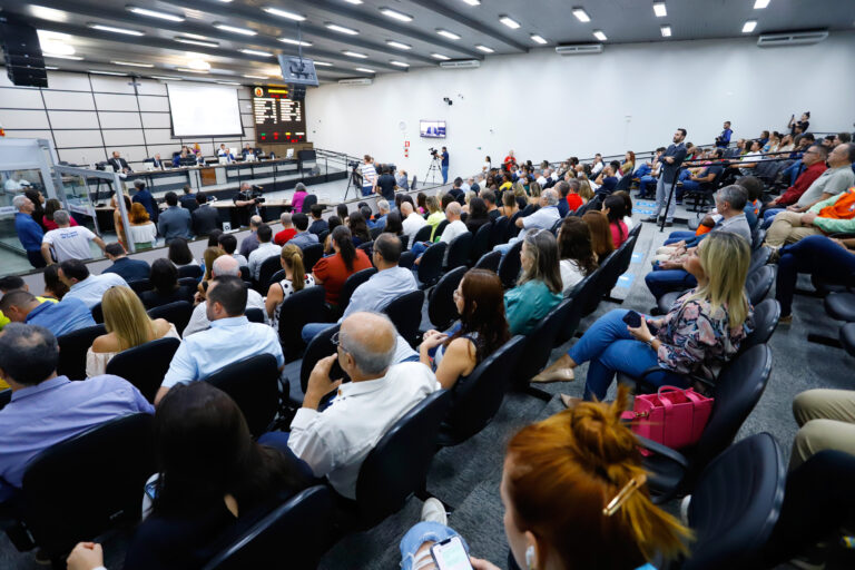Câmara inicia ano legislativo