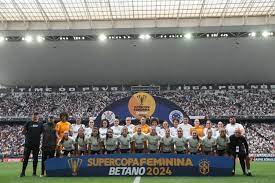 Corinthians derrota Cruzeiro e conquista tri da Supercopa feminina
