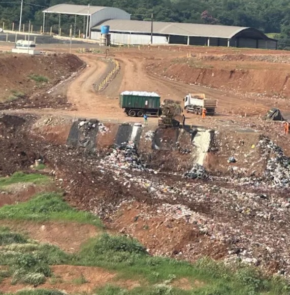 Descarte irregular no aterro sanitário do município está sendo investigado