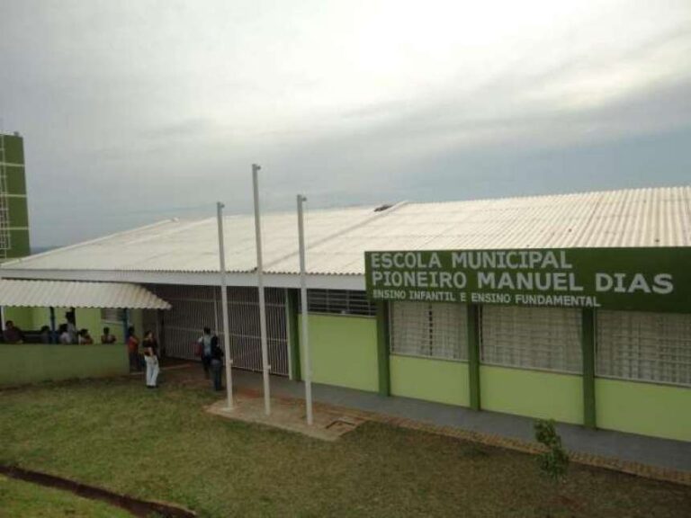 Ordem de serviço para obras na Escola Municipal Manuel Dias é emitida