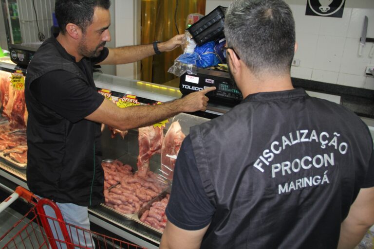 Operação integrada flagra mais de 250 quilos de alimentos irregulares