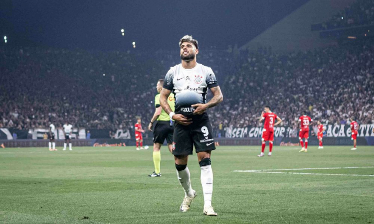 Corinthians vence o América-RN e segue na Copa do Brasil