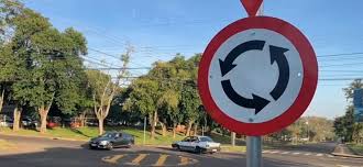 Maringá é a terceira do Estado com maior número de rotatórias