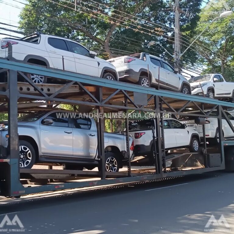 PM apreende em Maringá “cegonha” com carros roubados