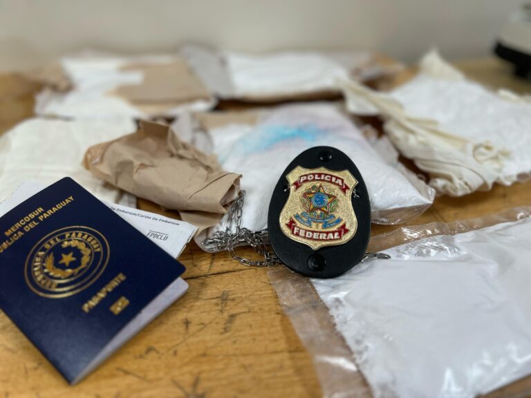 Jovem é preso no Paraná ao embarcar para a França com cocaína