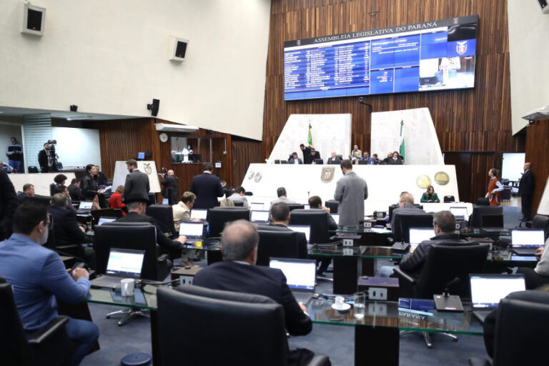 Avança projeto com normas para contenção de enchentes e destinação de águas das chuvas