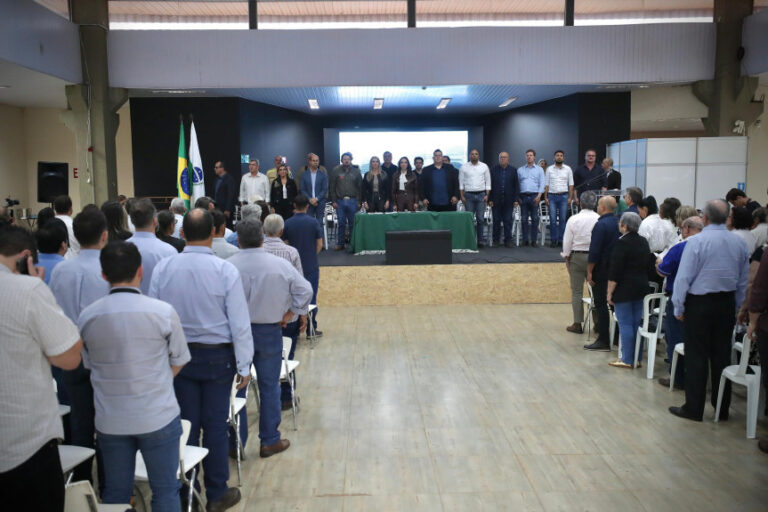 Assembleia Legislativa recebe reivindicações de Astorga e região