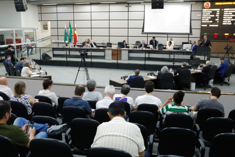 Câmara aprova adaptações nas leis sobre uso, ocupação do solo e sistema viário