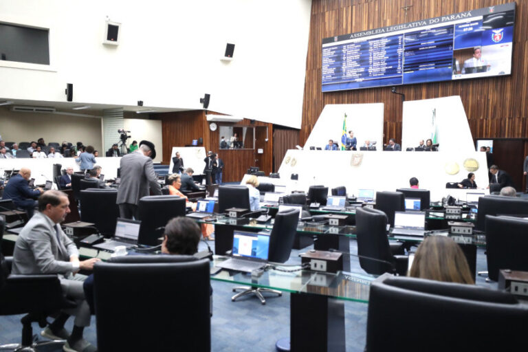 Deputados ampliam obrigatoriedade instalação de coletores de resíduo reciclável no Paraná