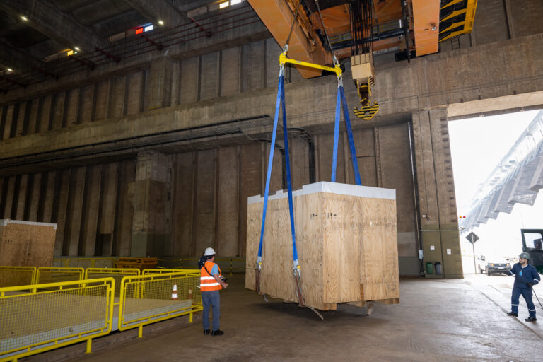 Atualização Tecnológica de Itaipu inclui conversores que aumentam a confiabilidade da usina