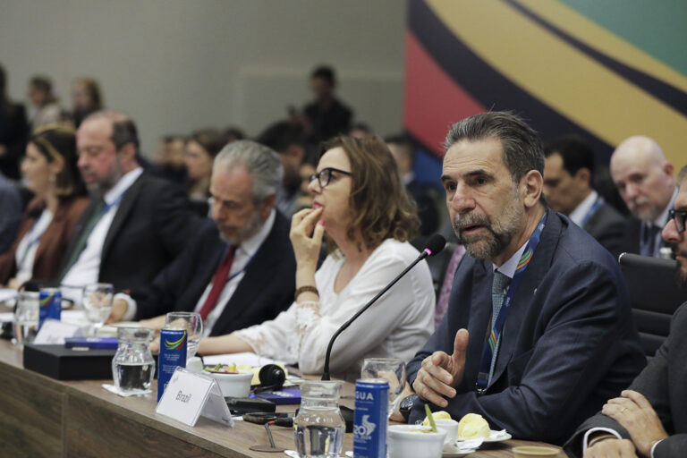Diretor-geral de Itaipu discursa na reunião ministerial do G20