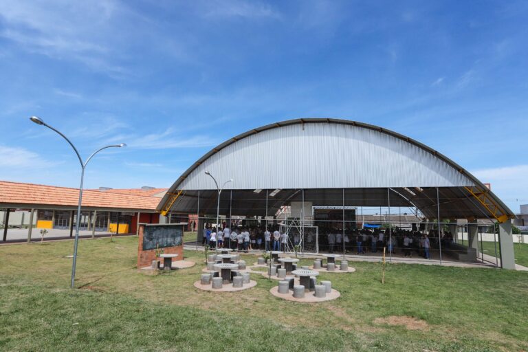 Cinco colégios de Maringá farão parte do Parceiro da Escola