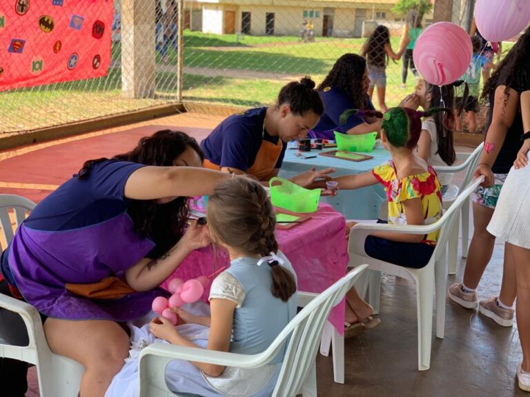 Crianças acolhidas no Abrigo Municipal participam de atividades culturais