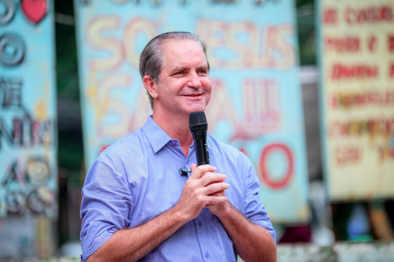 Ulisses Maia se despede da prefeitura pensando em 2026