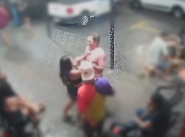 Do nada e por nada, mulher mata um homem com facada no peito