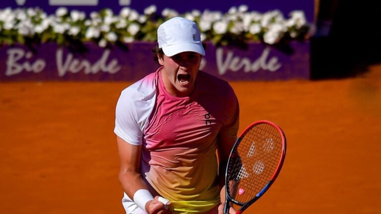 João Fonseca é campeão do ATP 250 de Buenos Aires