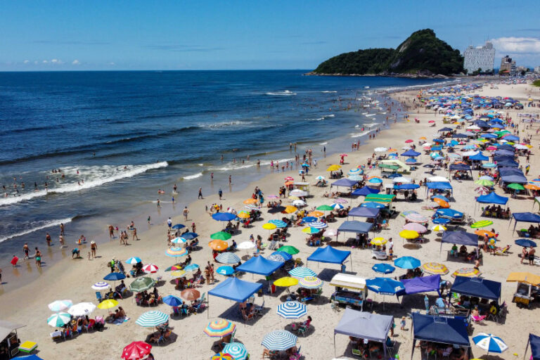 Leis estaduais aprovadas na Assembleia garantem segurança e direitos dos foliões e turistas no Carnaval