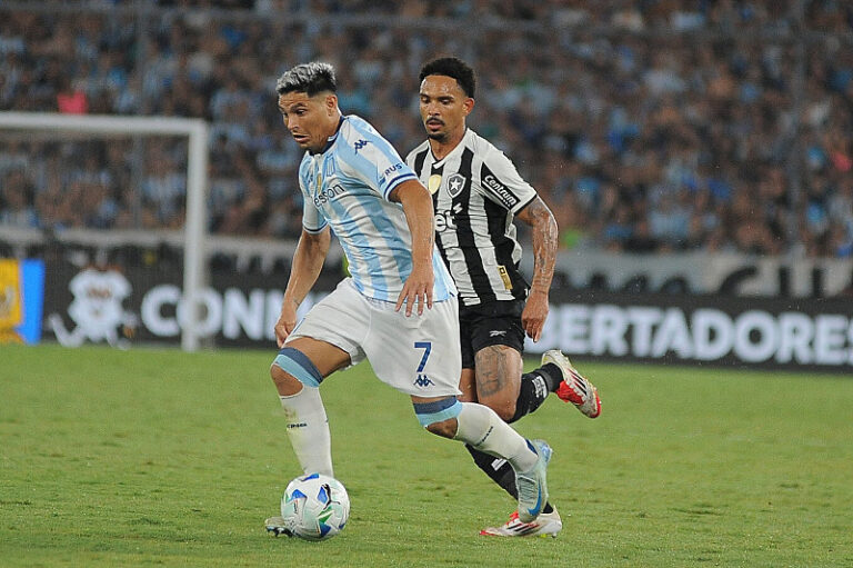 Botafogo perde para o Racing e se complica na Recopa Sul-Americana