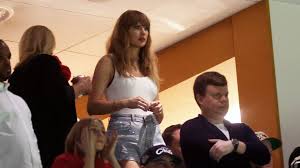 Taylor Swift é vaiada ao aparecer em telão no Super Bowl 