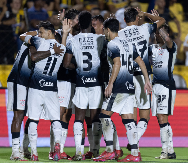 Corinthians vence o Novorizontino por 1 a 0