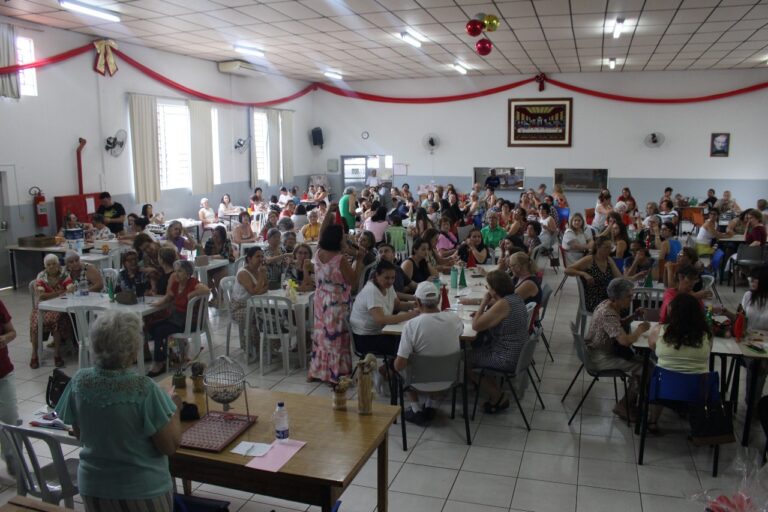Lar Escola promove Chá Beneficente das Amigas do Lar