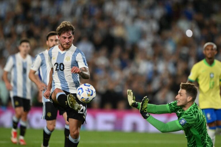 Brasil é goleado pela Argentina por 4 a 1