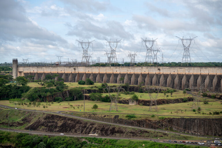 Itaipu fecha primeiro bimestre com produção 2,5% maior que no mesmo período de 2024