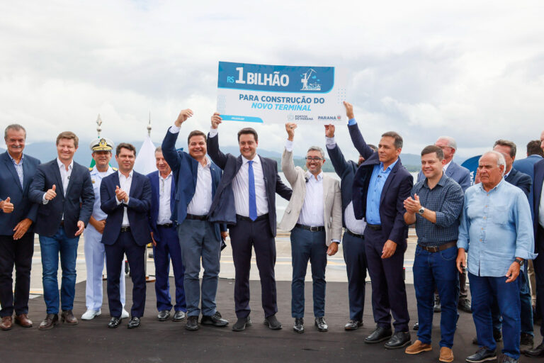 Porto de Paranaguá ganha investimento de R$ 1 bilhão