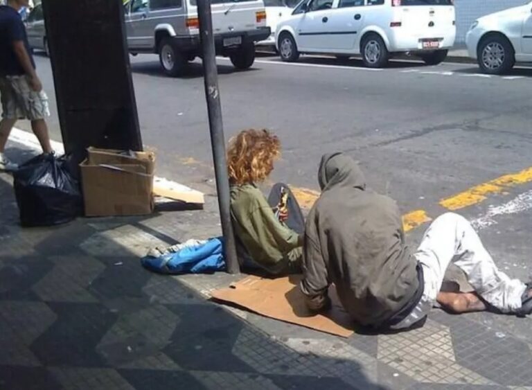Centro de Maringá registra aumento de moradores de rua