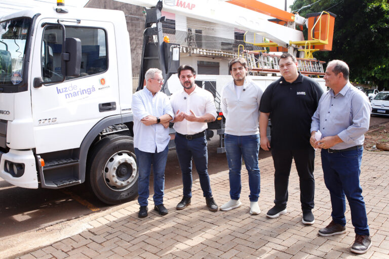 Comissão da PPP da Iluminação Pública visita sede do Consórcio Luz