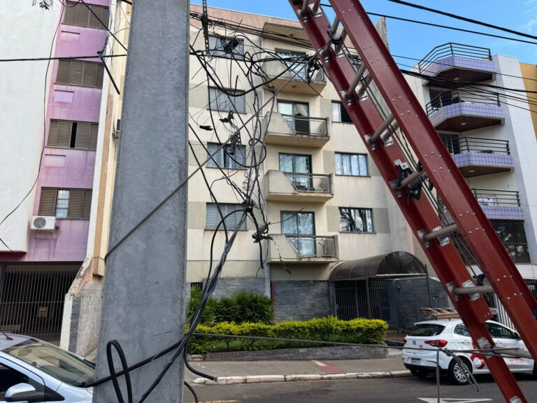 Procon já recebeu 63 denúncias sobre fios caídos em vias públicas