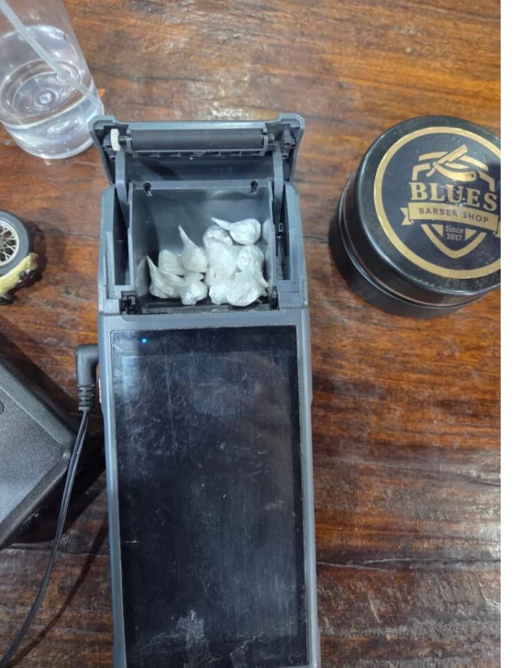 Barbearia era usada como ponto de venda de droga em Maringá