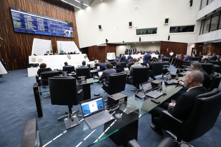 Aprovada proposta para inclusão de pessoas com deficiência no mercado de trabalho