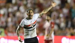 São Paulo avança na Copa do Brasil
