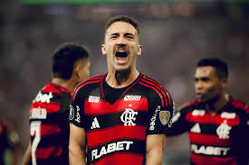Flamengo vence LDU 